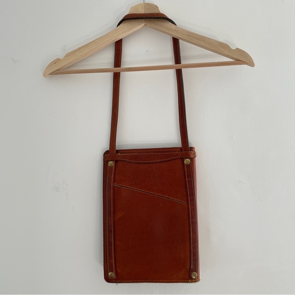 FRYE leather travel passport bag - Picture 2 of 6